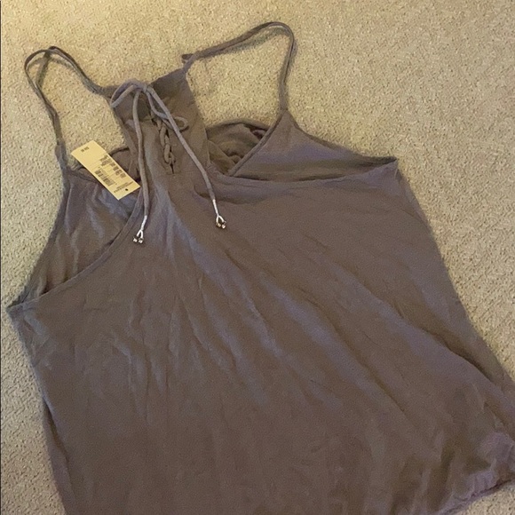 AE Tank Top NWT - Picture 3 of 3
